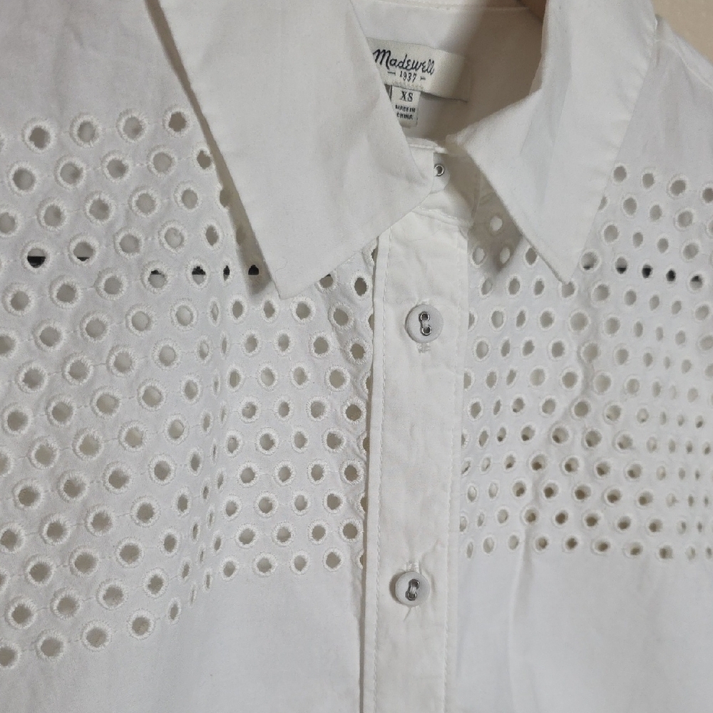 Madewell White Cotton Eyelet Embroidery Camp Shirt Shrunken Fit Scallop Hem XS - Picture 4 of 11